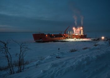 Северный завоз завершён: Таймырская компания обеспечила регион топливом